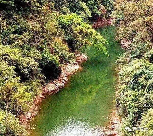 永善县公安局马楠派出所抗冰保通民警在行动